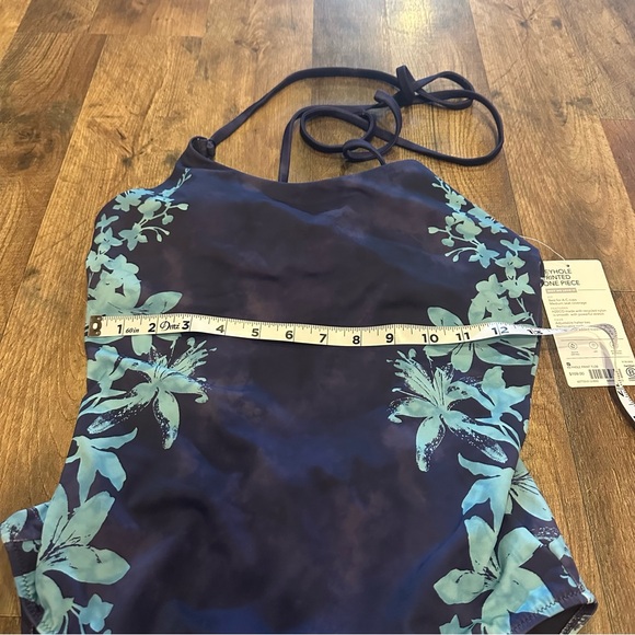 Athleta Keyhole Printed One Piece NWT sz S - Picture 7 of 10